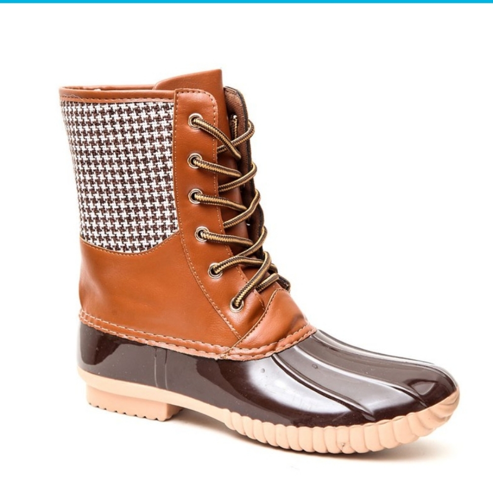 Chocolate Molly Boot